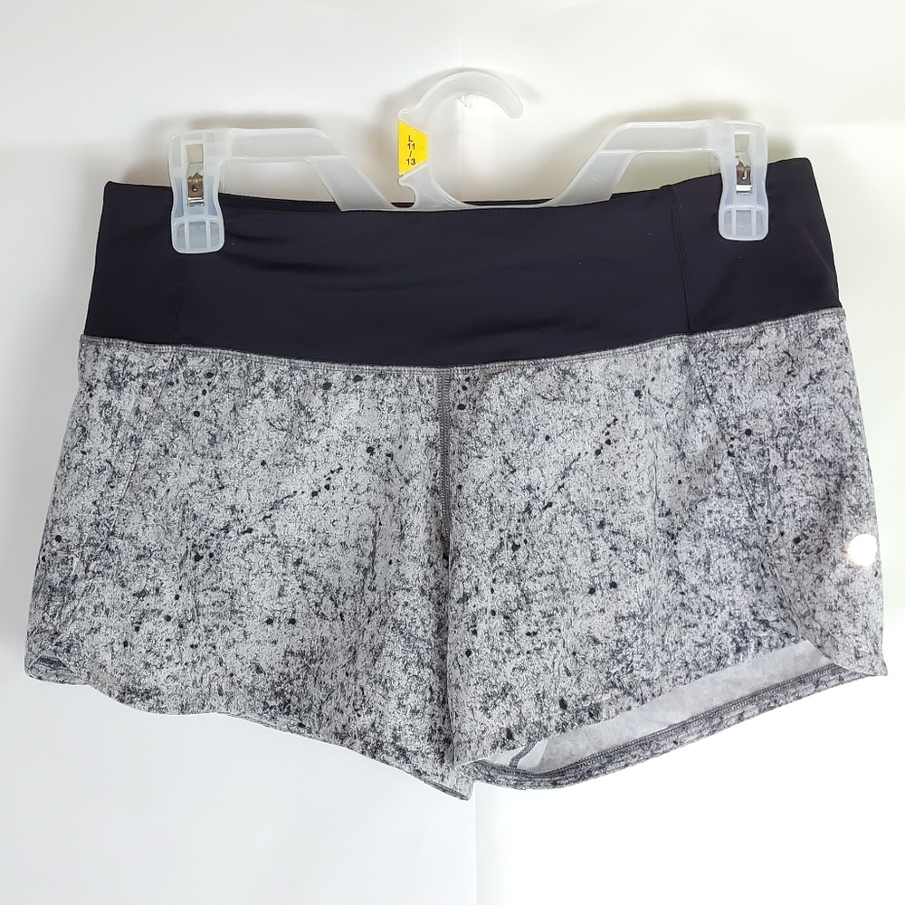 Lululemon Athletica Shorts Womens 4 Athleisure Athletic Activewear Summer Yoga